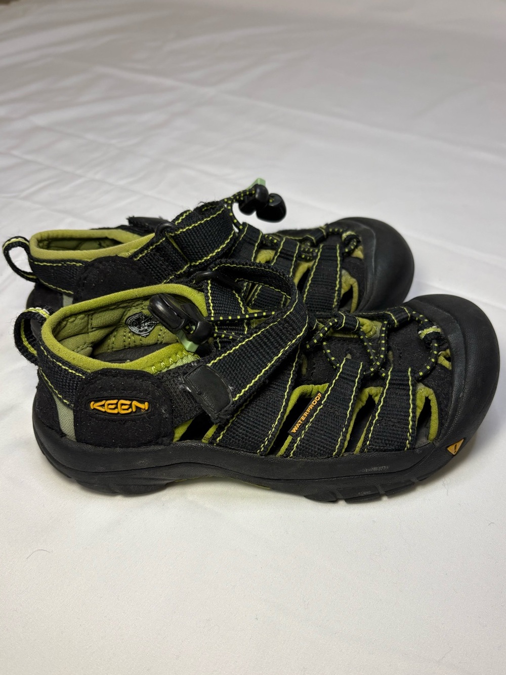 Keen Hybrid Water Sandals Shoes Boys 13 Green Summer Beach Outdoor Waterproof - Picture 2 of 10